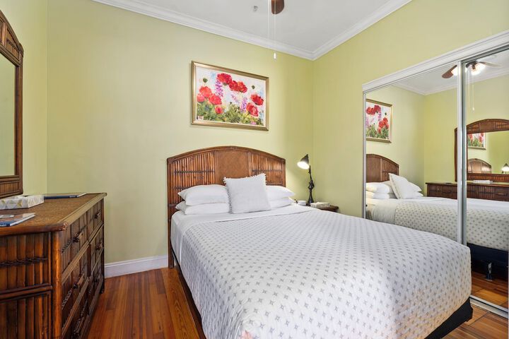 Room 53 of 286