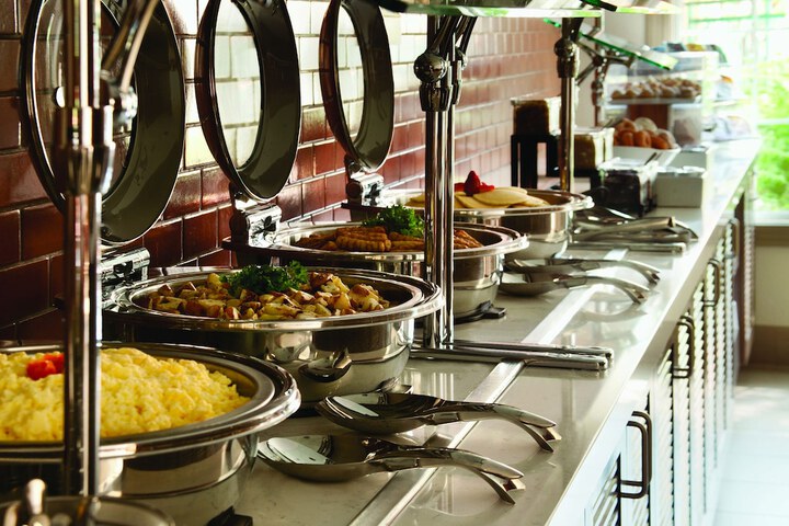 Breakfast buffet