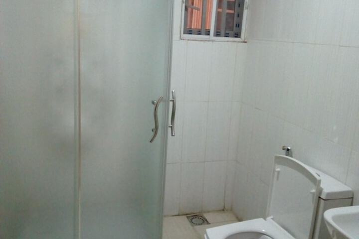 Room 13 of 30