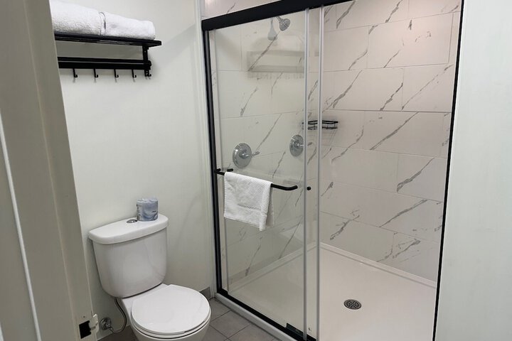 Bathroom shower