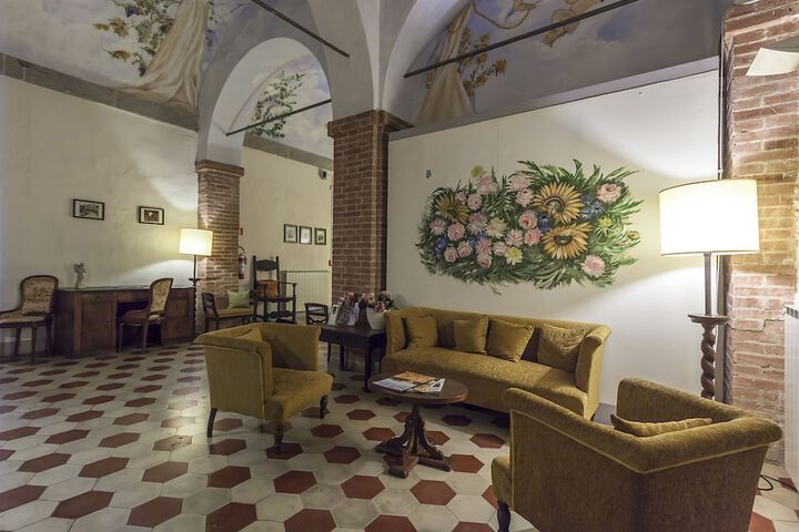 Hotel Interior 3 of 45