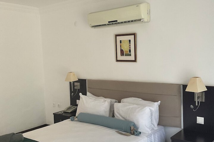Room 19 of 131