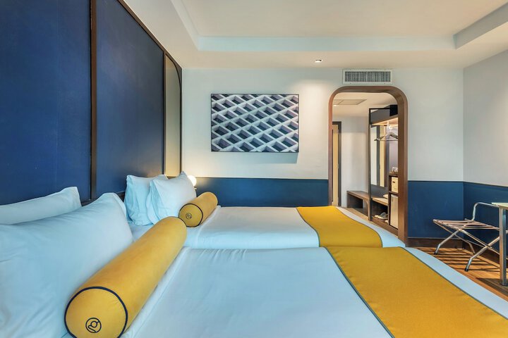 Room 29 of 64