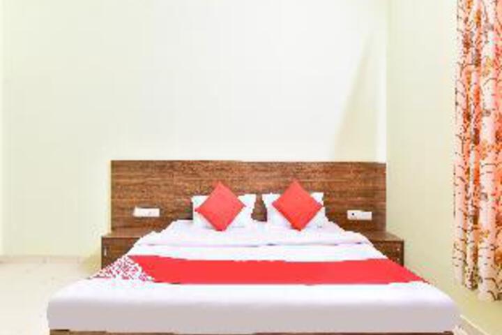 Oyo 78739 Hotel Day Out