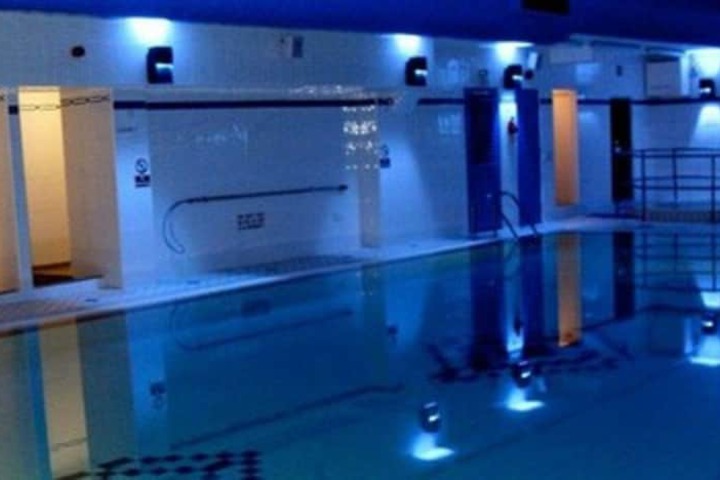 Hotel with Pool