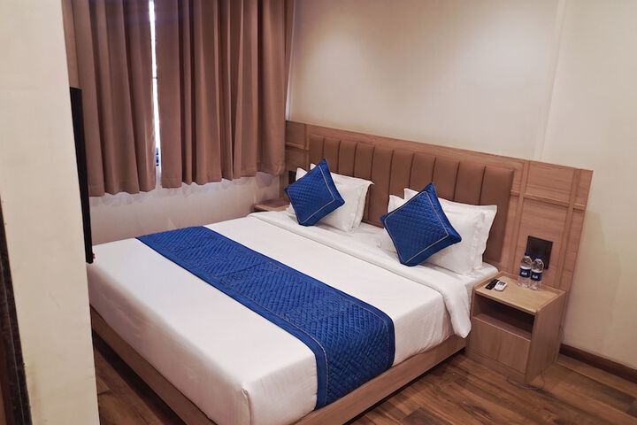 Room 7 of 23
