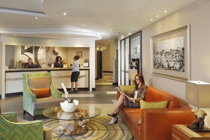 Entrance & Lobby