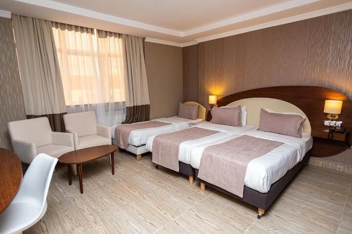 Room 21 of 45