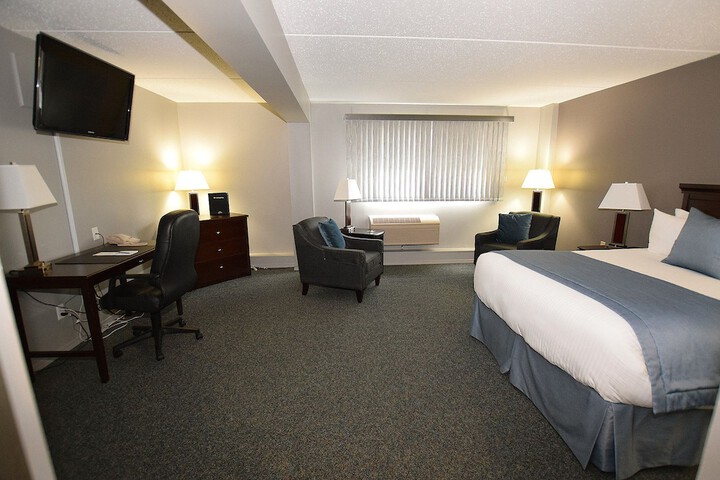 Room 25 of 85