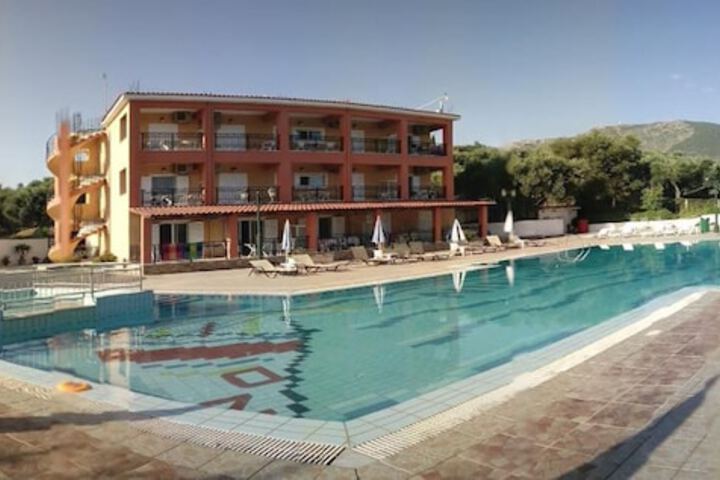 Pool 42 of 59