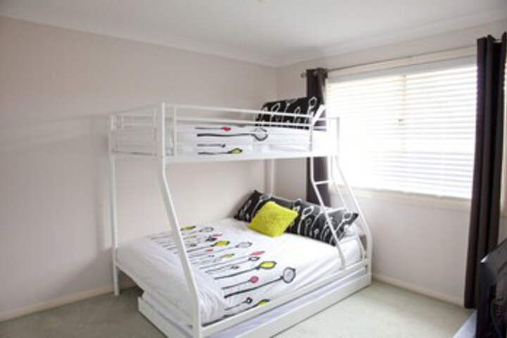 Room 18 of 25