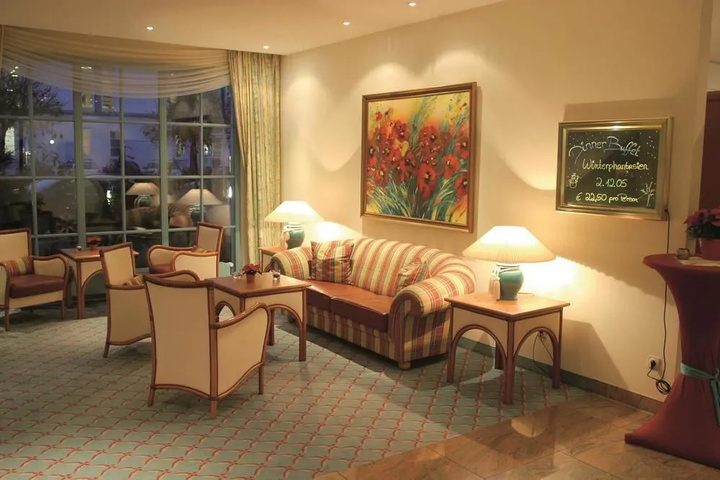 Room 2 of 13