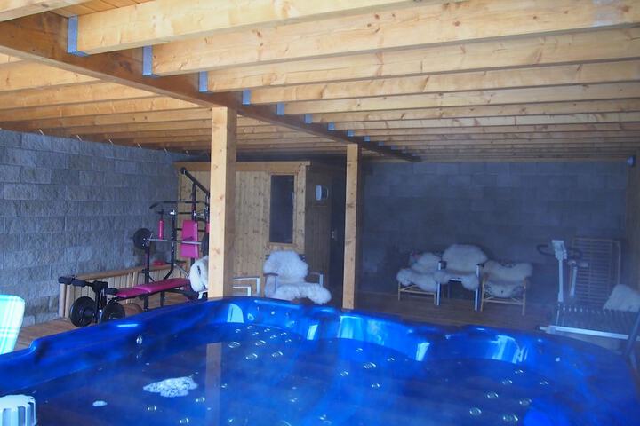 Spa 18 of 43