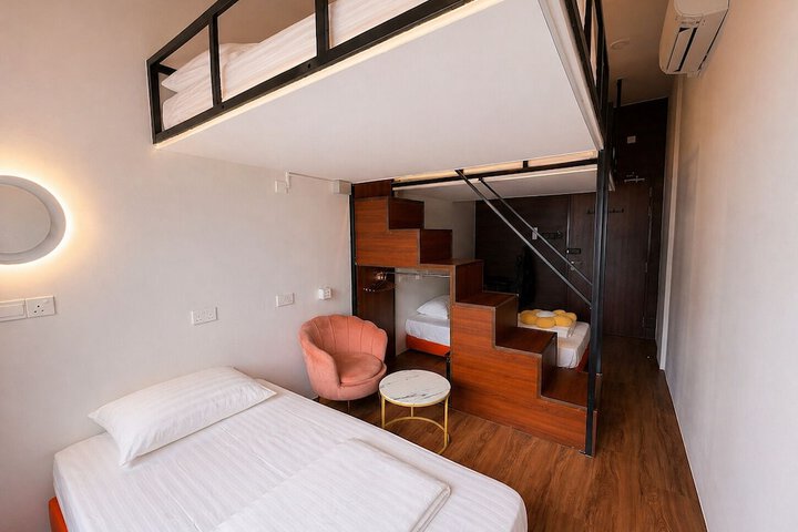 Room 44 of 121