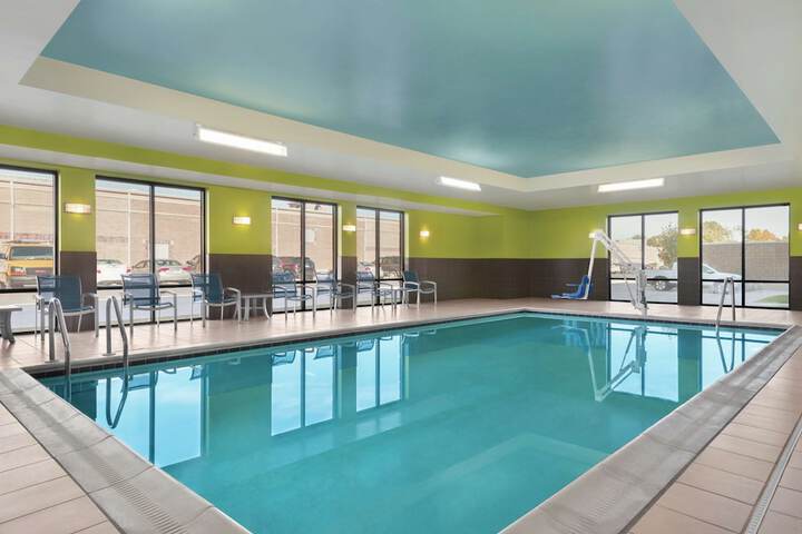 Pool image of Hampton Inn & Suites Mishawaka / South Bend at Heritage Square