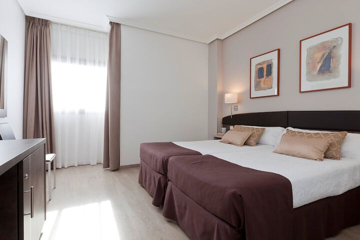 Room 4 of 53