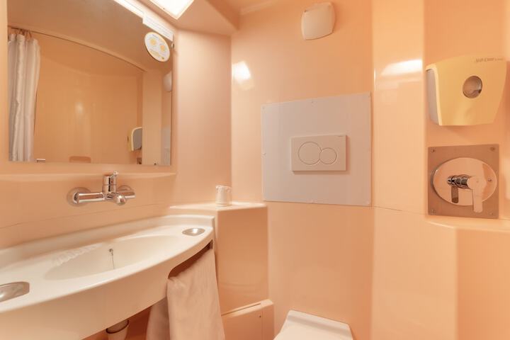 Bath Interior