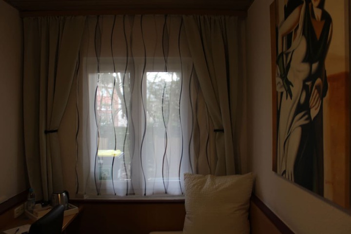 Room 23 of 53