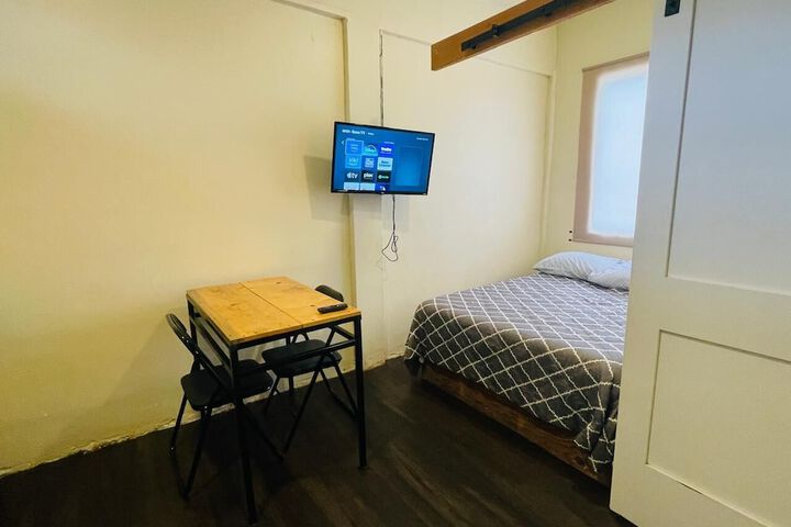Room 20 of 98