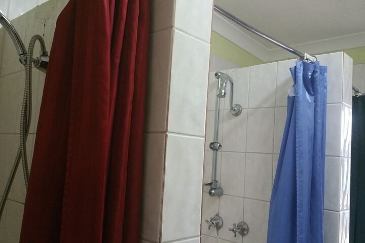 Room 15 of 34