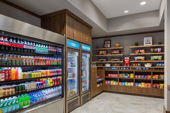 Snack bar