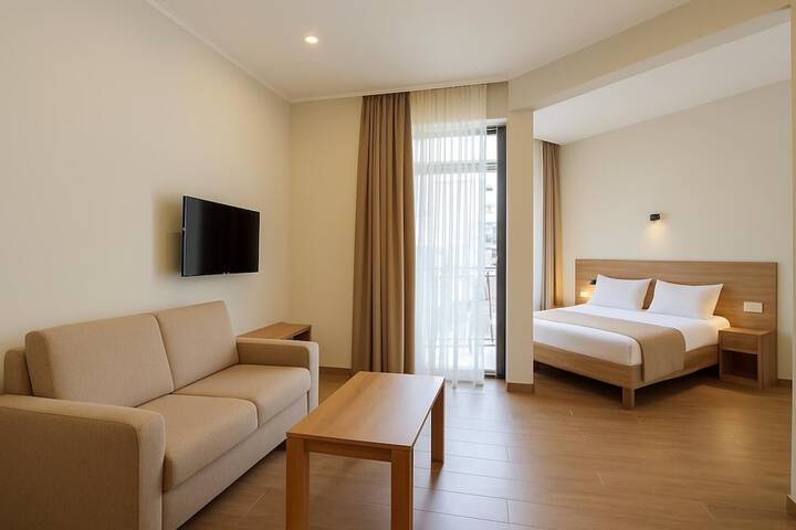 Room 16 of 31