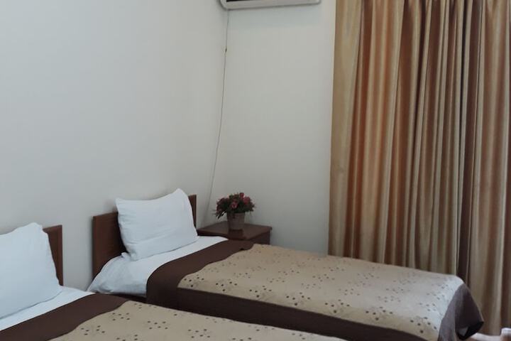 Room 3 of 11