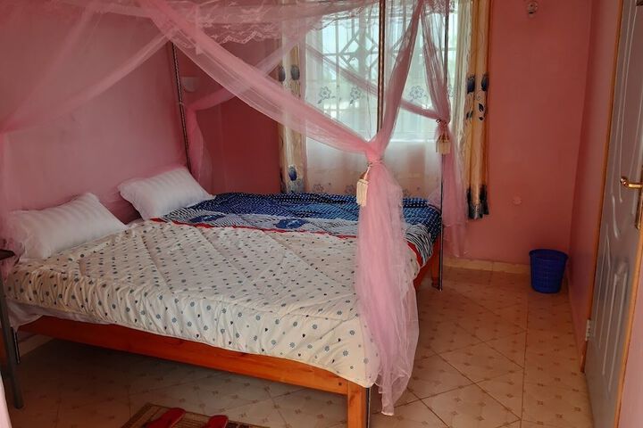Room 3 of 36