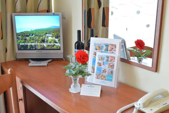 Room amenity