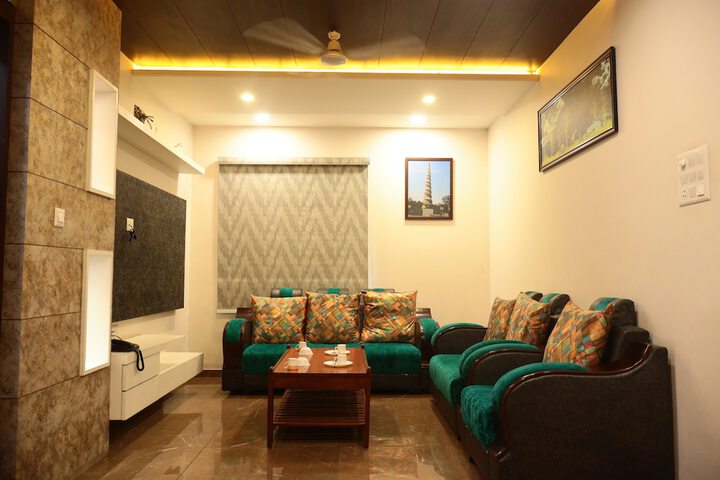 Hotel Interior 10 of 43