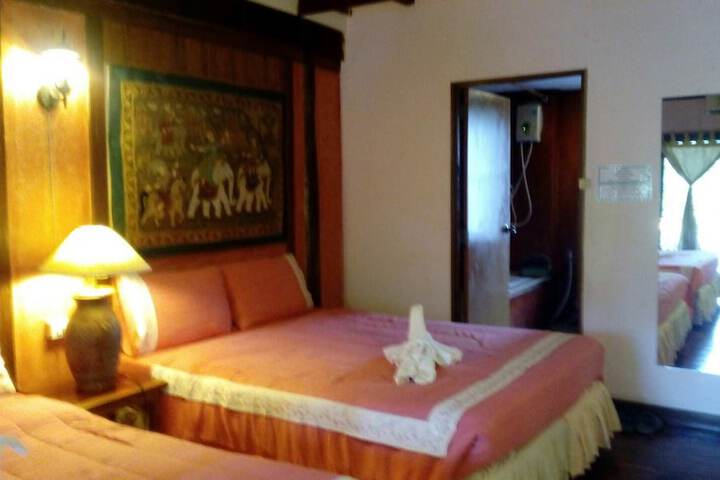 Room 10 of 51