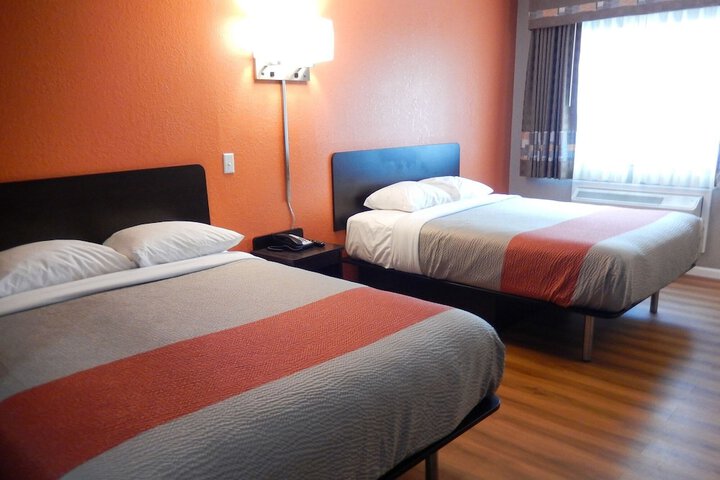 Room 29 of 44