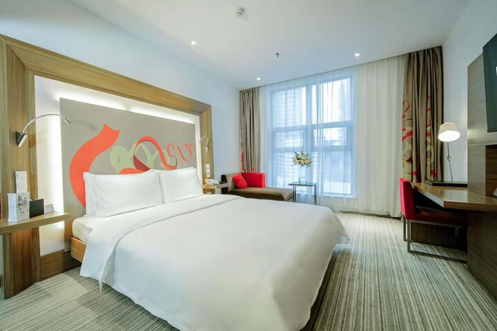 Room 78 of 183