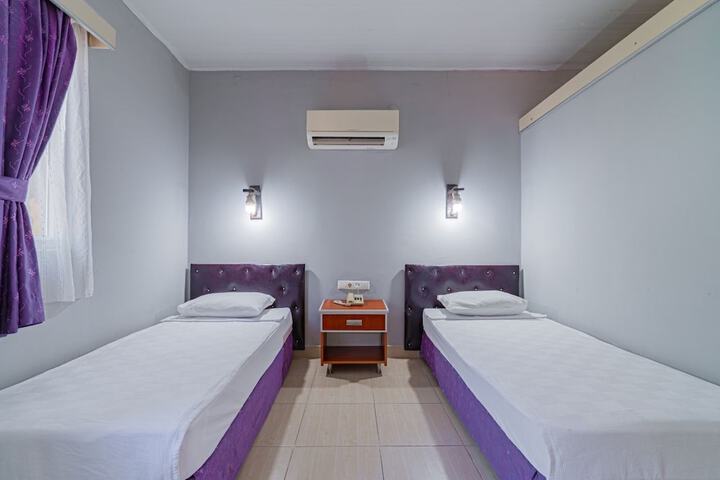 Room 16 of 84