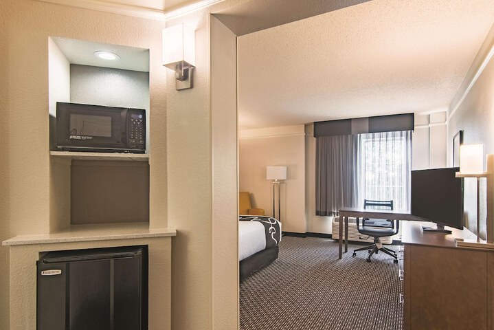 1 King Bed Mobility Accessible (3 of 21)