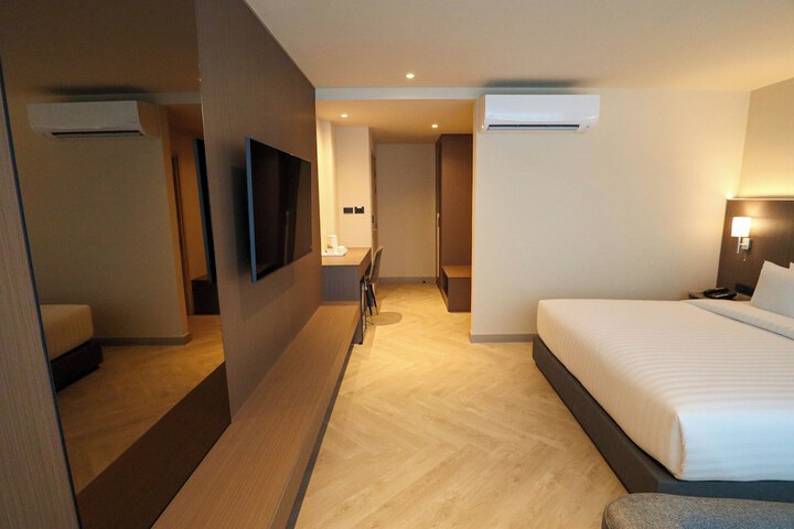 Room 20 of 103