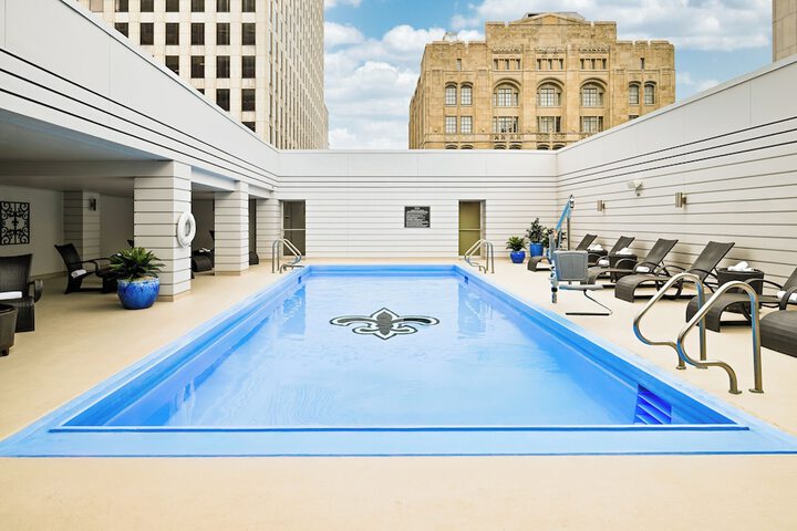 Rooftop pool