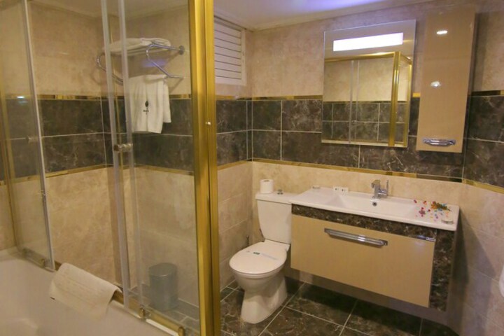 Clean Restrooms
