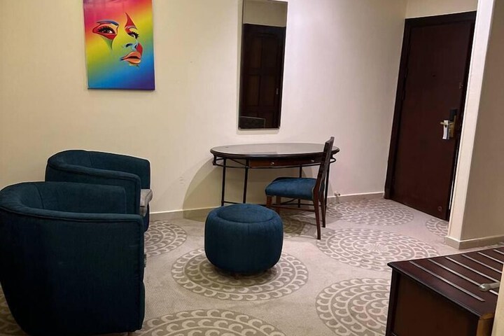 Room 49 of 90