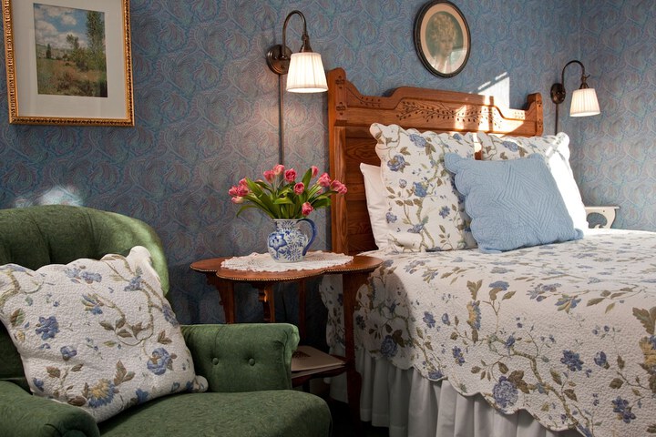 Room 4 of 60