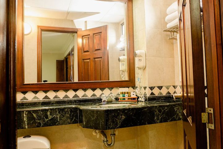 Bathroom Vanities