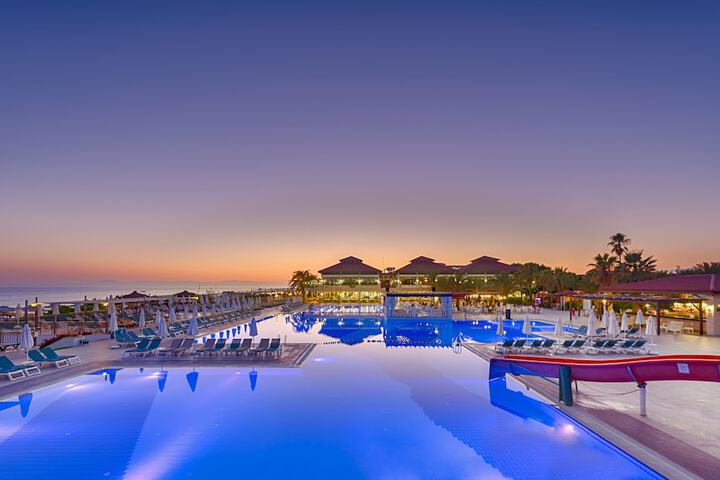 Pools & Facilities