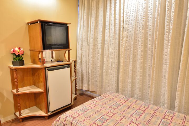 Room 21 of 64