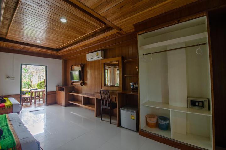 Room 19 of 59