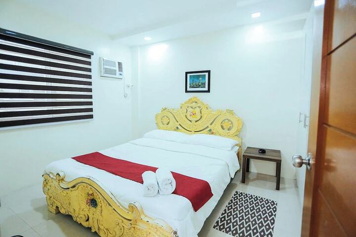 Room 4 of 19