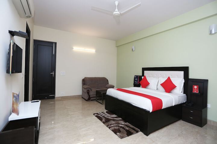 Room 14 of 29