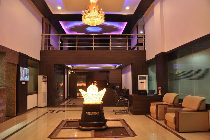 Lobby Entry
