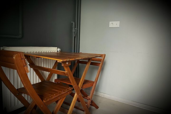 Room 19 of 97