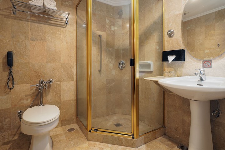 Bath Photo