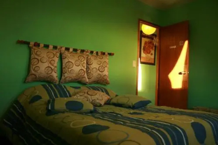 Room 4 of 19
